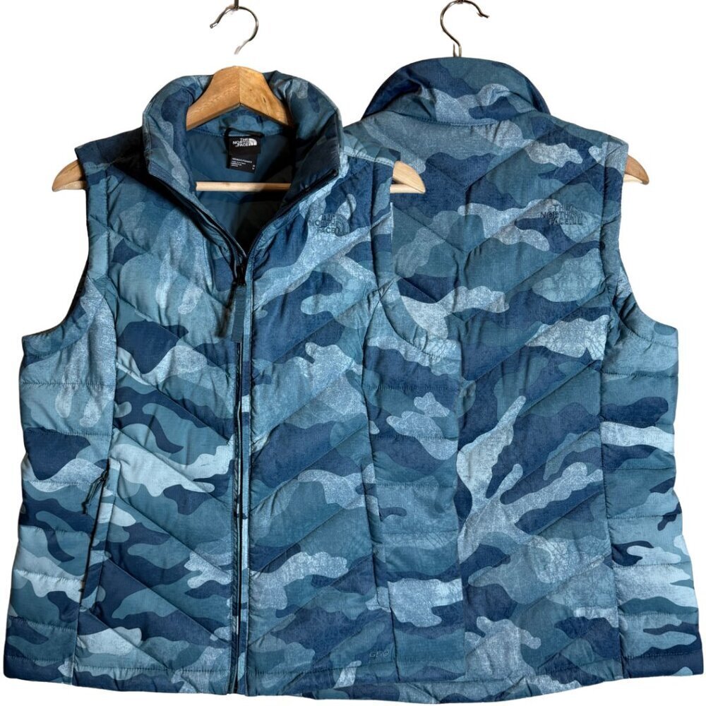 The North Face Alpz 2.0 Down Puffer Vest 550 Women's Medium Camo Gorpcore NWOT